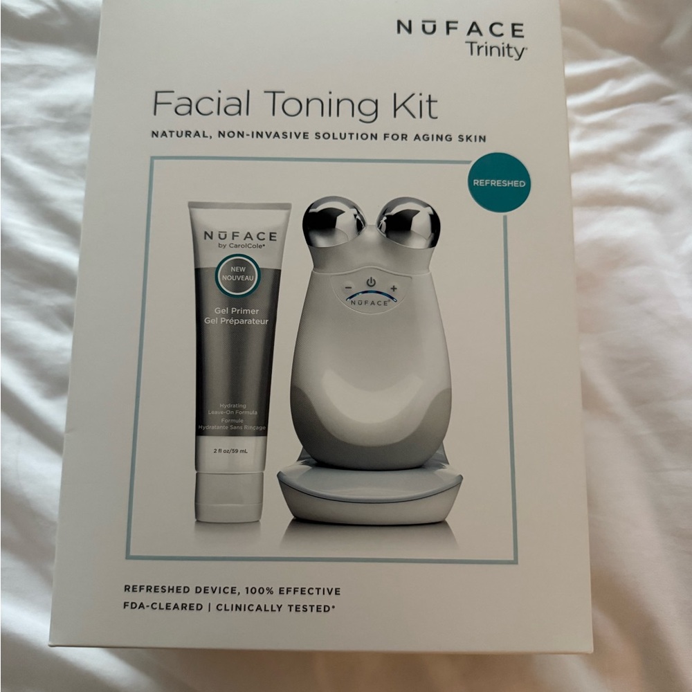 NuFace Trinity Facial Toning Kit - Silver and White